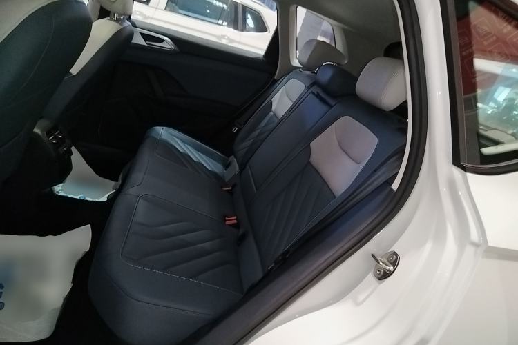 Used Volkswagen Tharu 2024 300TSI Two-Wheel-Drive Moon Luxury Edition
