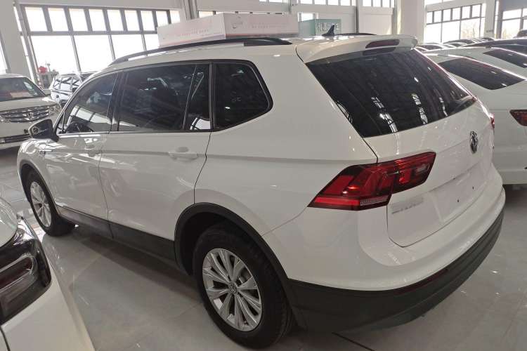 Used Volkswagen Tiguan L 2018 330TSI Automatic Two-Wheel Drive Luxury Edition
