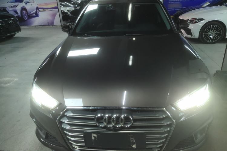 Used Audi A4L 2019 40 TFSI Fashion Version China V