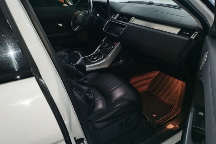 Used Land Rover Range Rover Evoque 2018 240 PS SE Smart Brilliance Edition