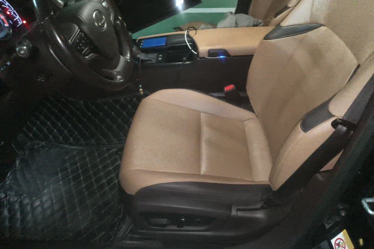 Used Lexus ES 2018 200 Excellence Edition China V Standard
