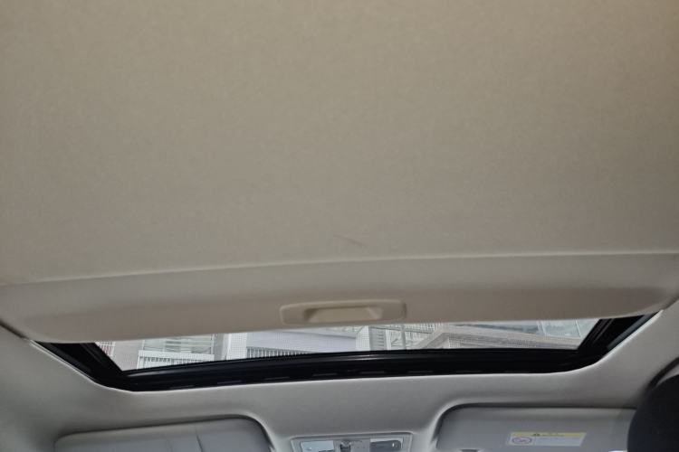 Used Nissan Lannia 2016 1.6L CVT Cool Edition
