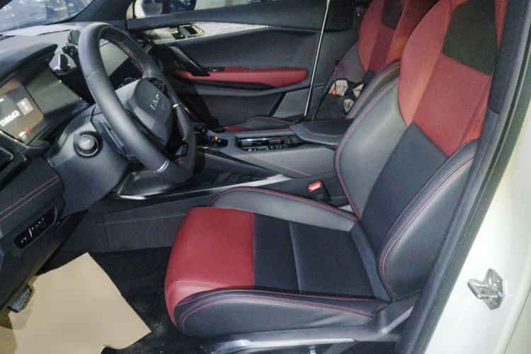 Used Lynk & Co 06 2020 1.5T JinPro model
