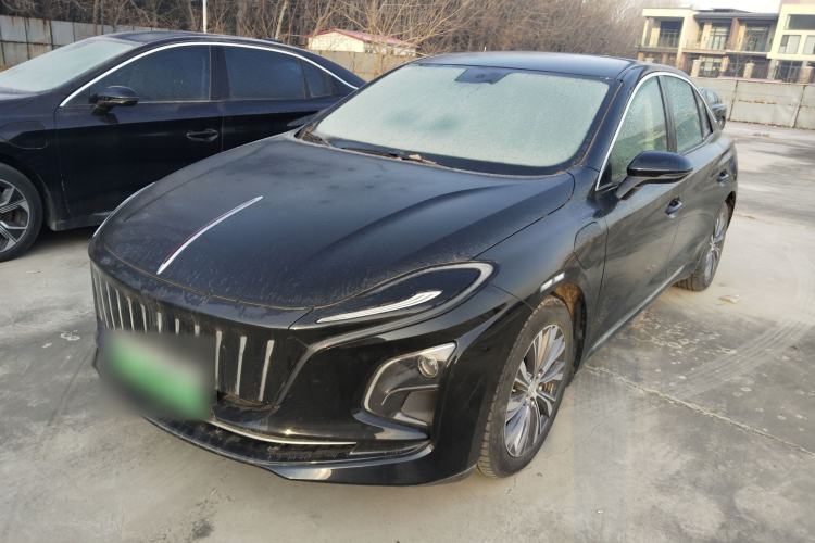 Used Hongqi E-QM5 2022 431 km Charge & Enjoy Edition