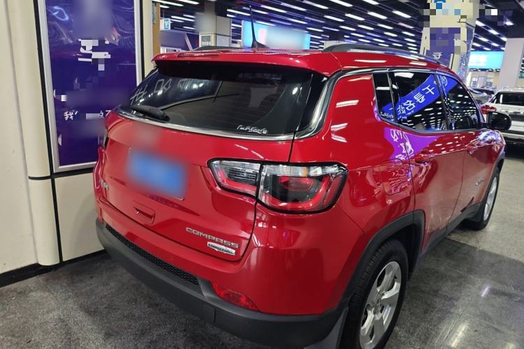 Used  Compass 2017 200T Automatic Family Edition
