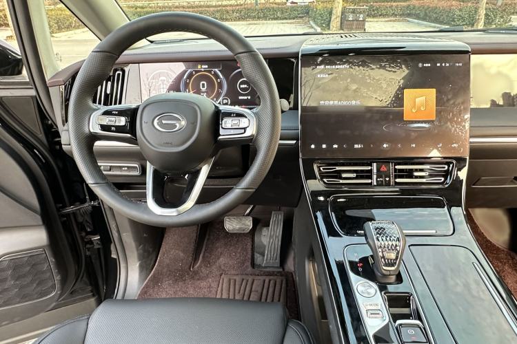 Used GAC Trumpchi M8 2024 Master Series 400T Prestige Edition
