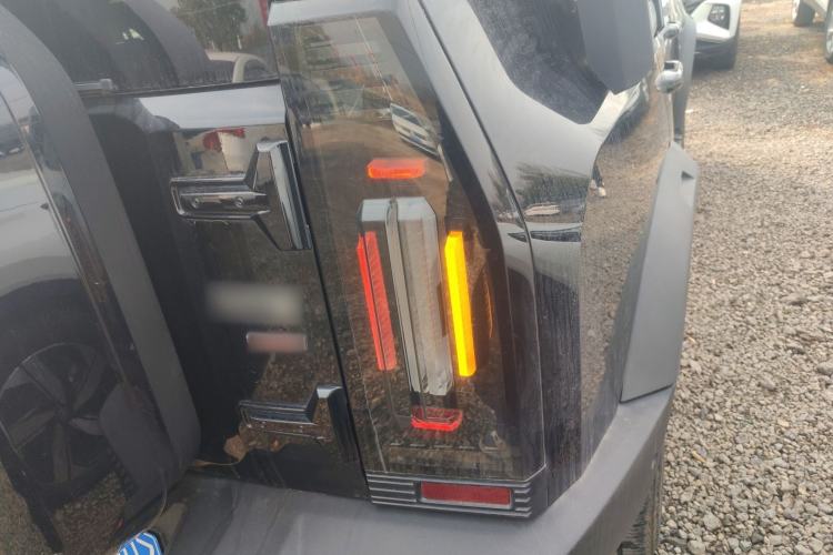 Used JETOUR Traveler 2023 2.0T All-Wheel Drive CrossPRO+