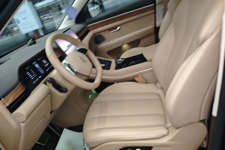 Used Hima AITO M7 2024 1.5T Intelligent Driving 4WD Pro Edition 6 Seats
