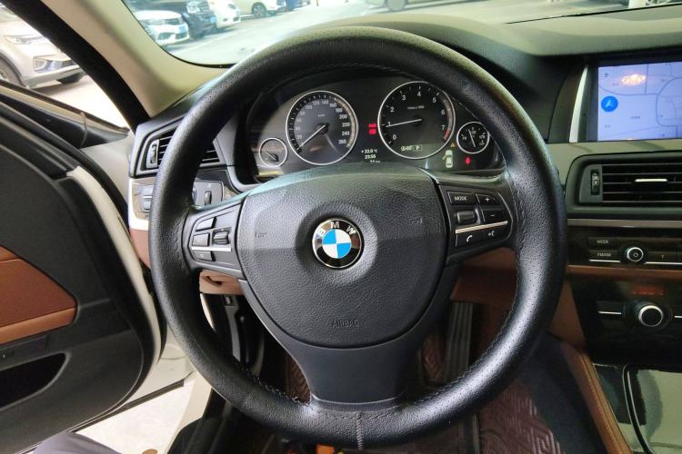 Used BMW 5 Series 2014 520Li Elegant Model