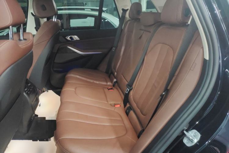 Used BMW X5 2022 xDrive40i M Sport Package
