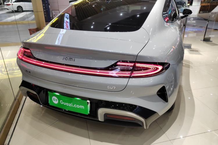 Used  SU7 2024 Rear-Drive Ultra-Long Range Advanced Pro-Level Intelligent Driving Version
