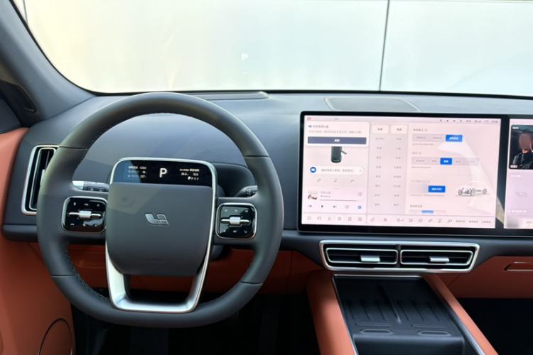 Used Li Auto L7 2023 Air model
