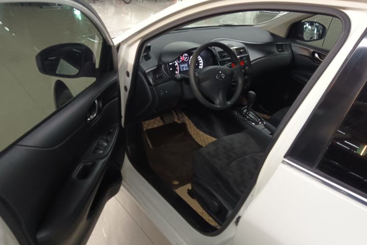 Used Nissan Tiida 2011 1.6L CVT Comfort Model
