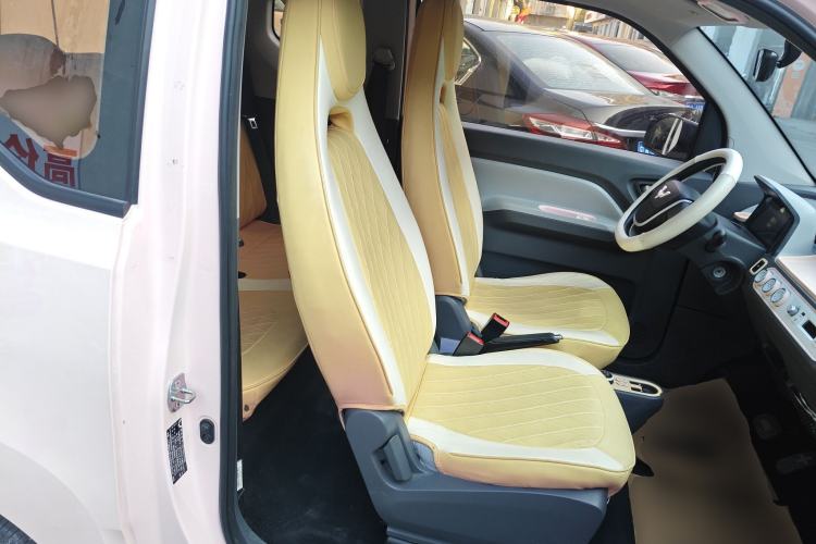 Used Wuling Hongguang MINIEV 2021 Macaron Fashion Model Lithium Iron Phosphate
