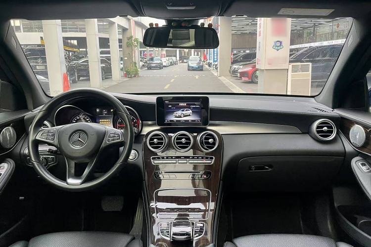 Used Mercedes-Benz GLC 2017 GLC 260 4MATIC Dynamic Edition
