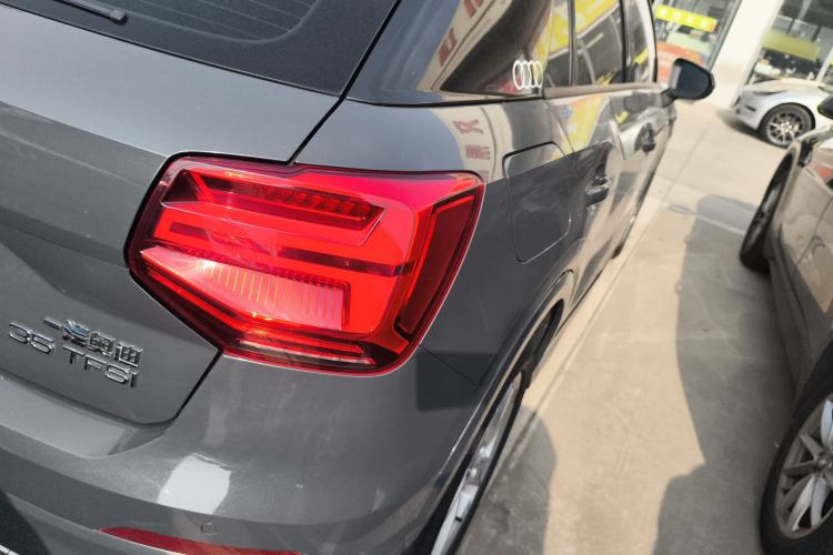 Used Audi Q2L 2020 35 TFSI Fashionable and Elegant Model
