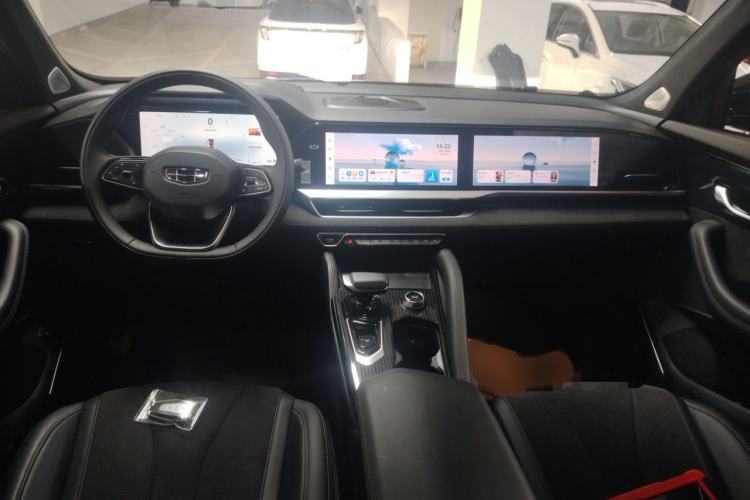 Used Geely Auto Monjaro L 2024 2.0TD High-Power Automatic Two-Wheel Drive Skyline Edition
