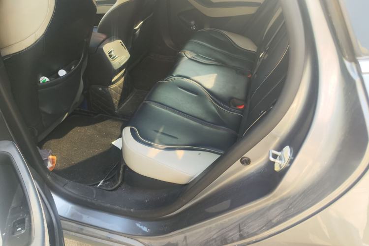 TDK.VehicleDetails.img