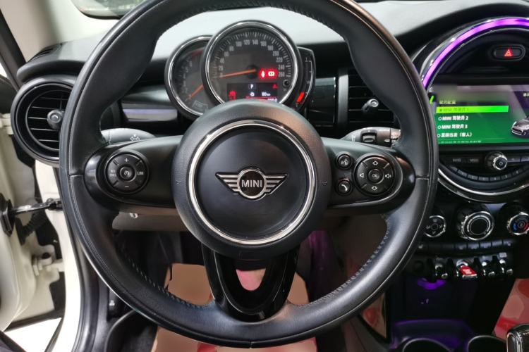 Used  MINI 2018 1.5T COOPER Classic Edition