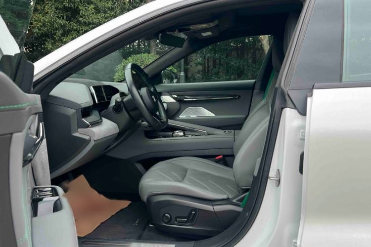 Used Zeekr 001 2023 YOU Edition 100 kWh
