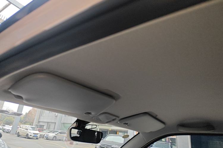 Used Wuling Hongguang MINIEV 2022 Macaron Premium Model – Lithium Iron Phosphate
