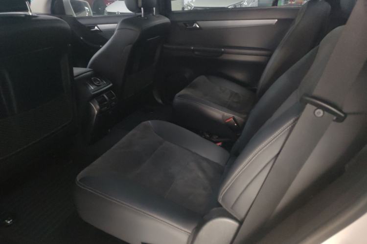 Used Mercedes-Benz R-Class 2014 R 320 4MATIC Business Model