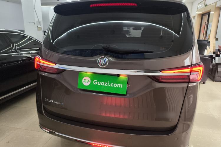 Used Buick GL8 2022 Land Cruiser Executive Class 652T Comfort Model
