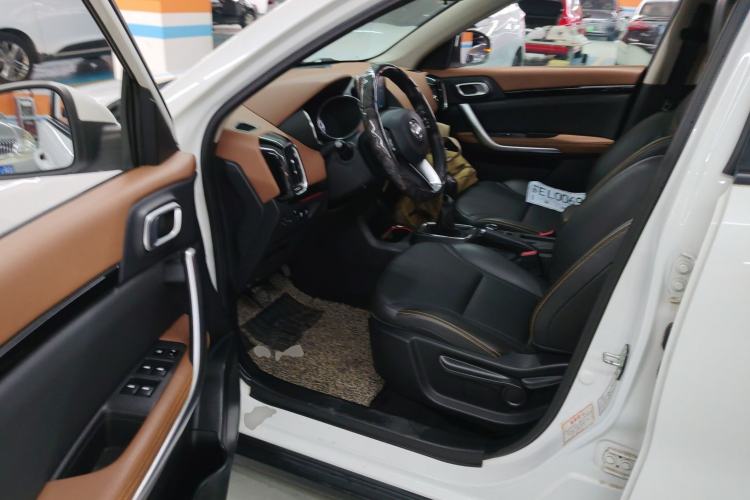 Used Dongfeng Aeolus AX4 2017 1.6L Manual ChaoShang Model