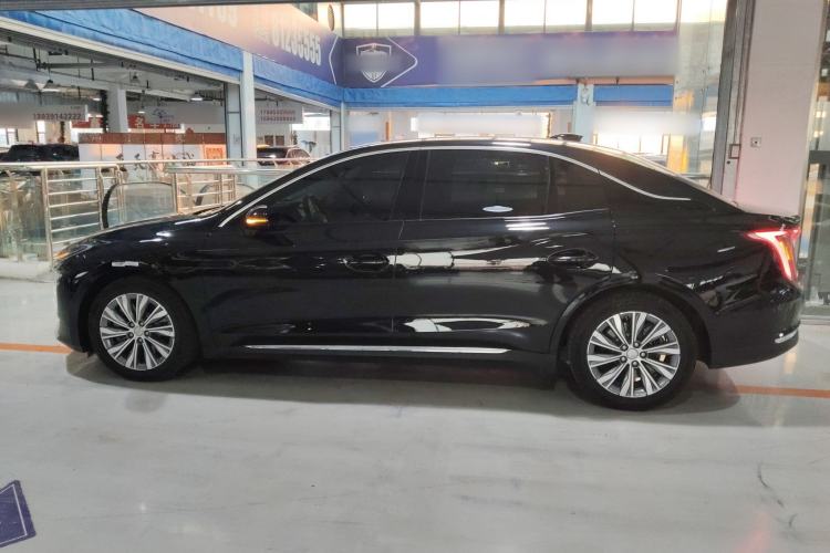Used Hongqi E-QM5 2023 620km PLUS
