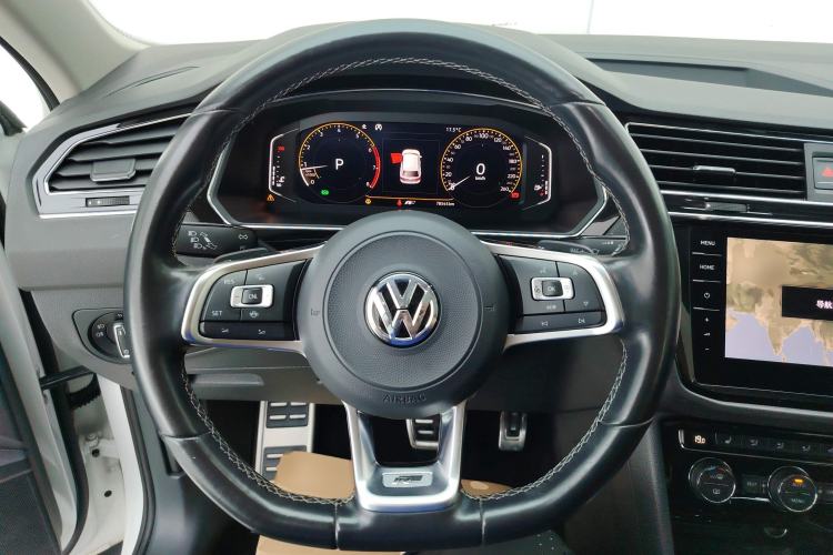 Used Volkswagen Tiguan L 2019 Restyled 330TSI Automatic Two-Wheel Drive R-Line Flagship Version China VI Standard

