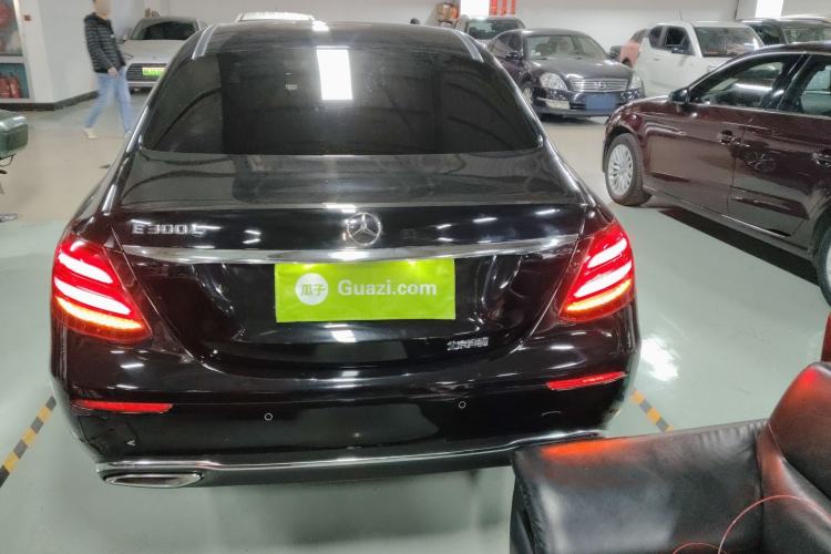 Used Mercedes-Benz E-Class 2016 E 300 L Stylish Model
