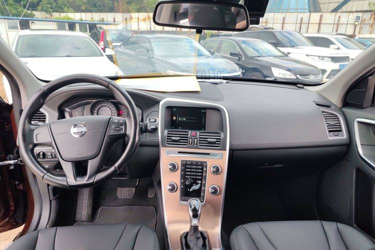 Used Volvo XC60 2016 T5 Smart Drive Edition
