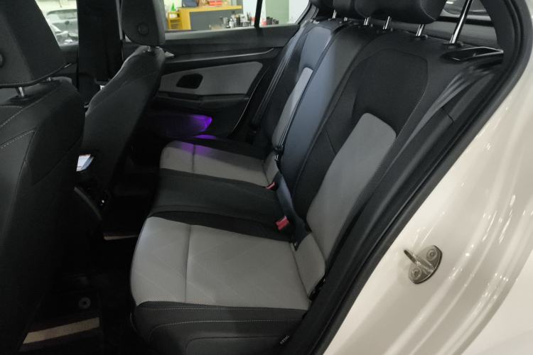 Used Volkswagen Golf 2025 300TSI R-Line