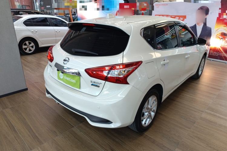 Used Nissan Tiida 2021 1.6L CVT Cool Edition
