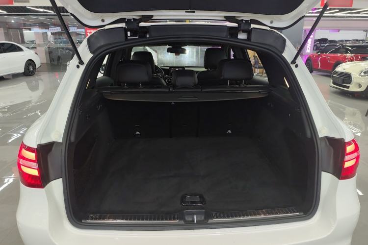 Used Mercedes-Benz GLC 2017 GLC 260 4MATIC Dynamic Edition
