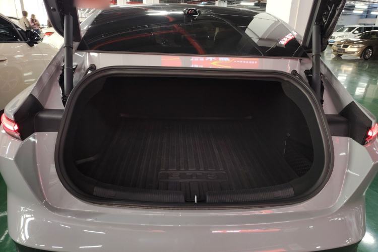 Used Nio ET5 2024 75 kWh
