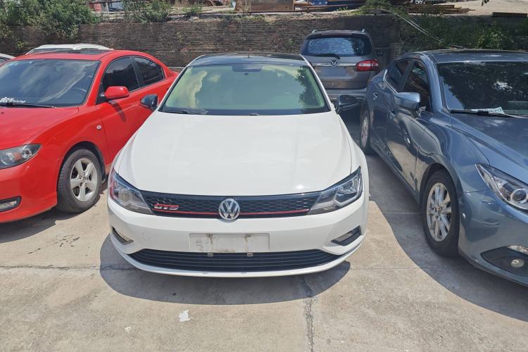 Used Volkswagen Lamando 2017 230TSI DSG Fashion Edition
