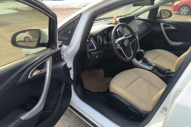 Used Buick GT 2014 XT 1.6L Automatic Fashion Edition
