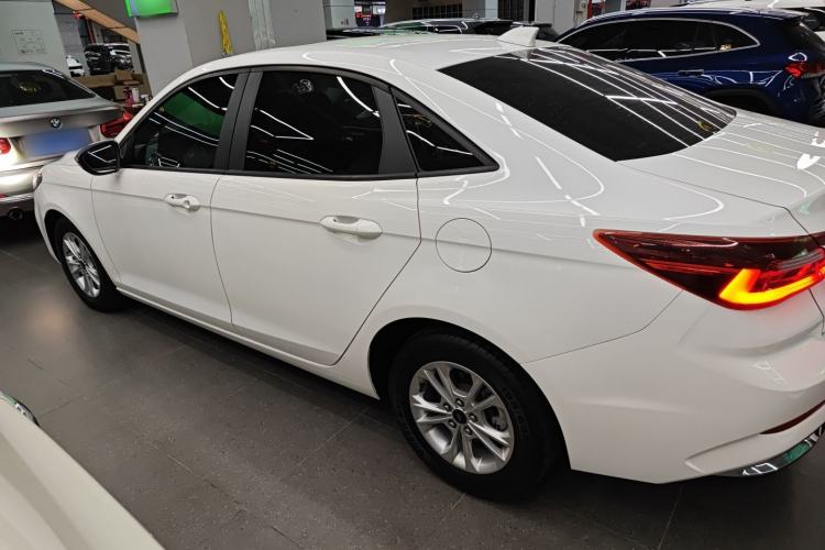 Used Ford Escort 2021 1.5L Automatic Platinum Edition