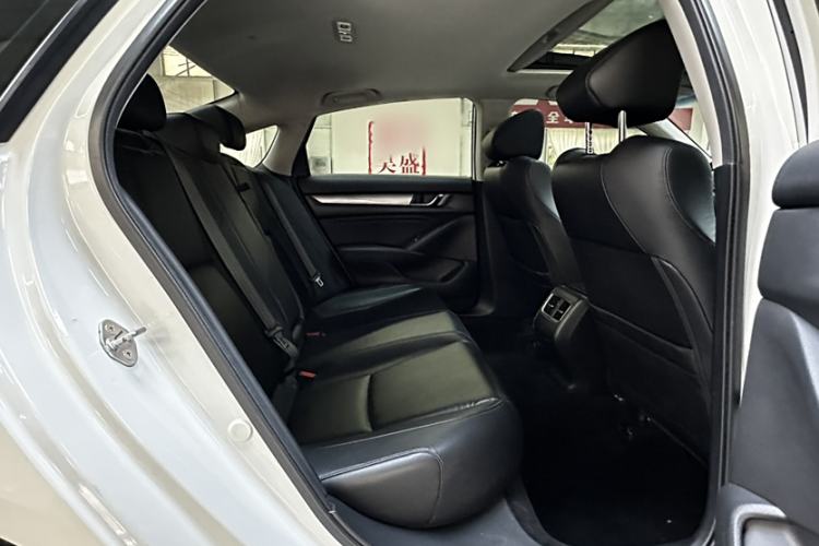 Used Honda Accord 2018 Rui Hybrid 2.0L Rui Ling Edition China VI
