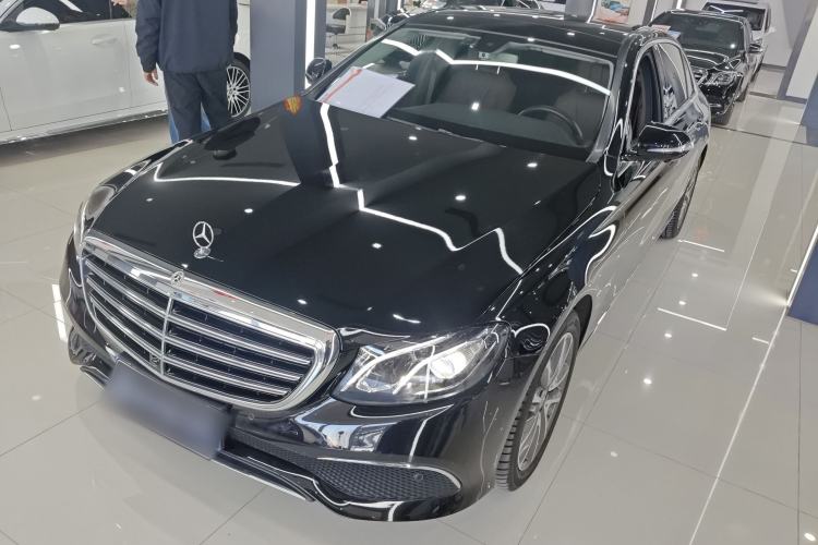 Used Mercedes-Benz E-Class 2018 Facelift E 300 L Luxury Edition
