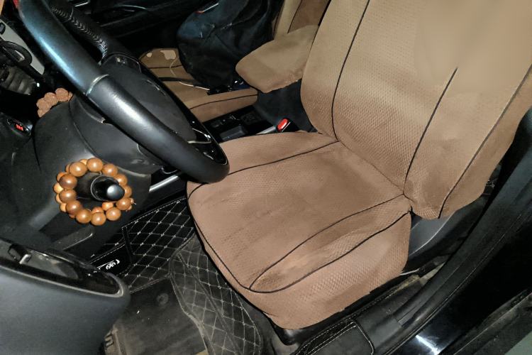 Used Mitsubishi Outlander 2019 2.0L Two-Wheel Drive Comfort Edition 7-Seater China VI Standard
