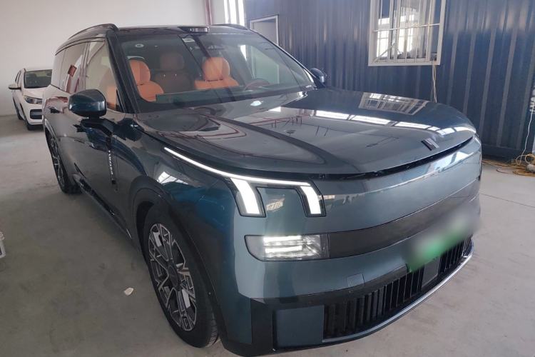 Used Lynk & Co 900 2025 2.0T Ultra
