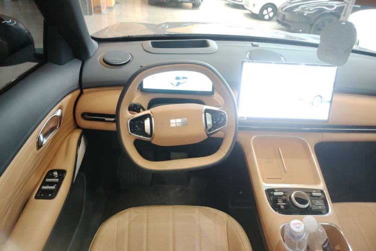 Used  Galaxy Xingjian 7 EM-i 2025 120km Flagship Edition