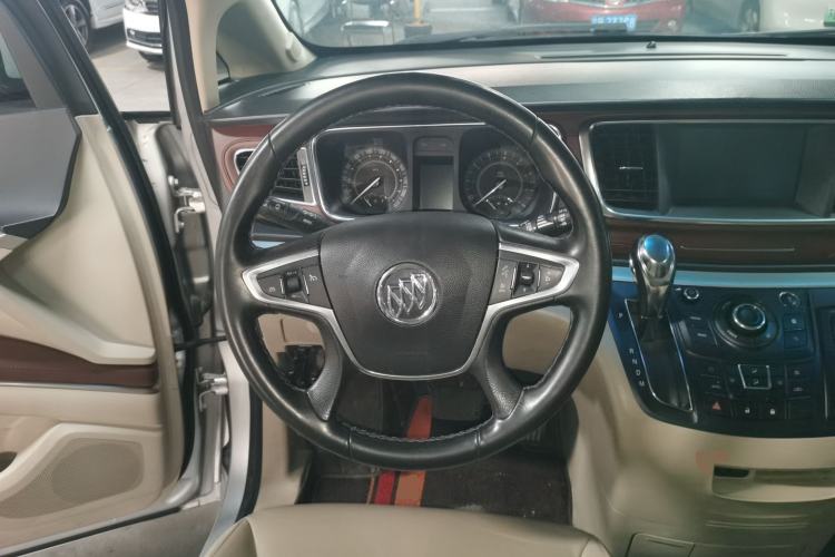 Used Buick GL8 2018 28T Luxury Model China VI Standard