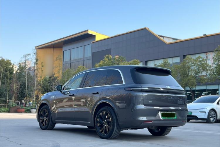 Used Li Auto L8 2023 Pro Model
