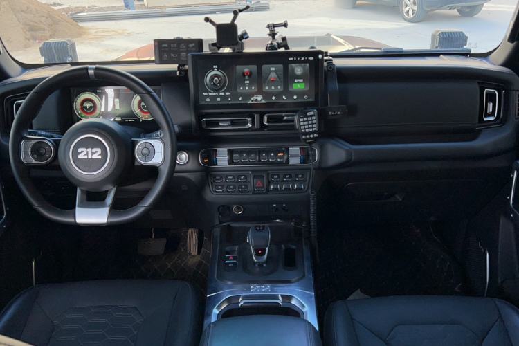 Used  T01 2024 2.0T Mechanic