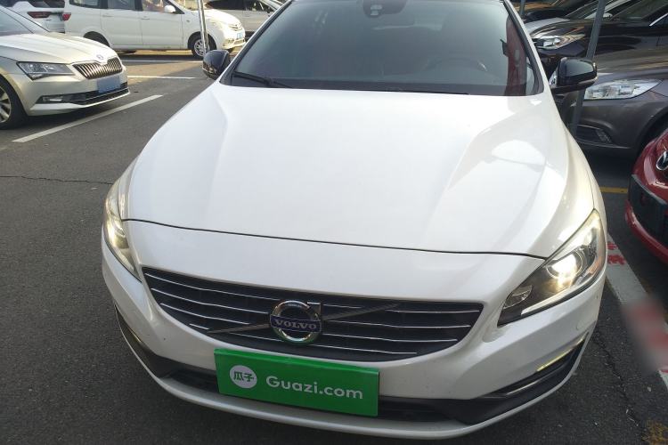 Used Volvo V60 2014 T5 Zhiya Edition