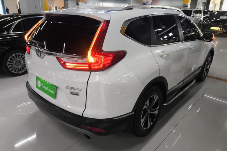 Used Honda CR-V 2017 240TURBO CVT Front-Wheel Drive Fashion Edition