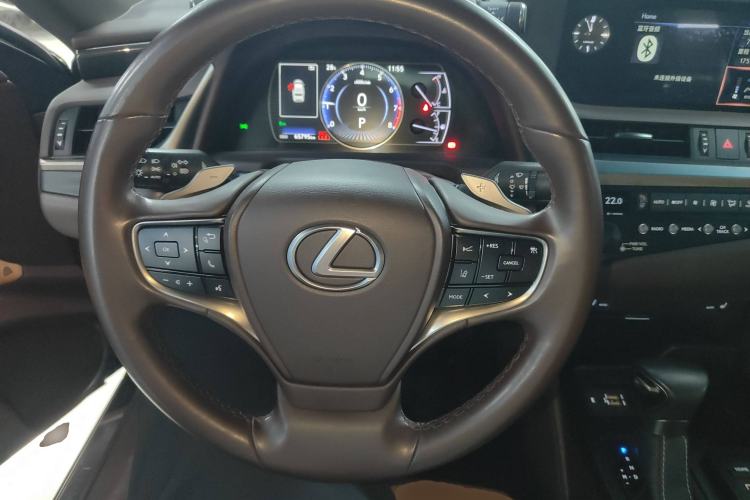 Used Lexus ES 2020 200 Excellence Edition